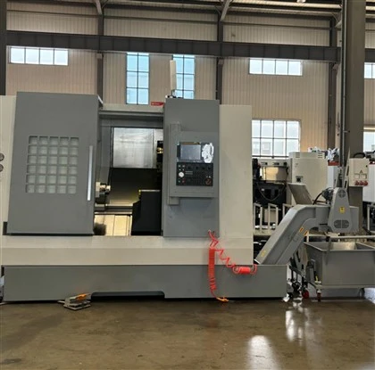 Многофункционален автоматичен CNC струг за наклонена релса